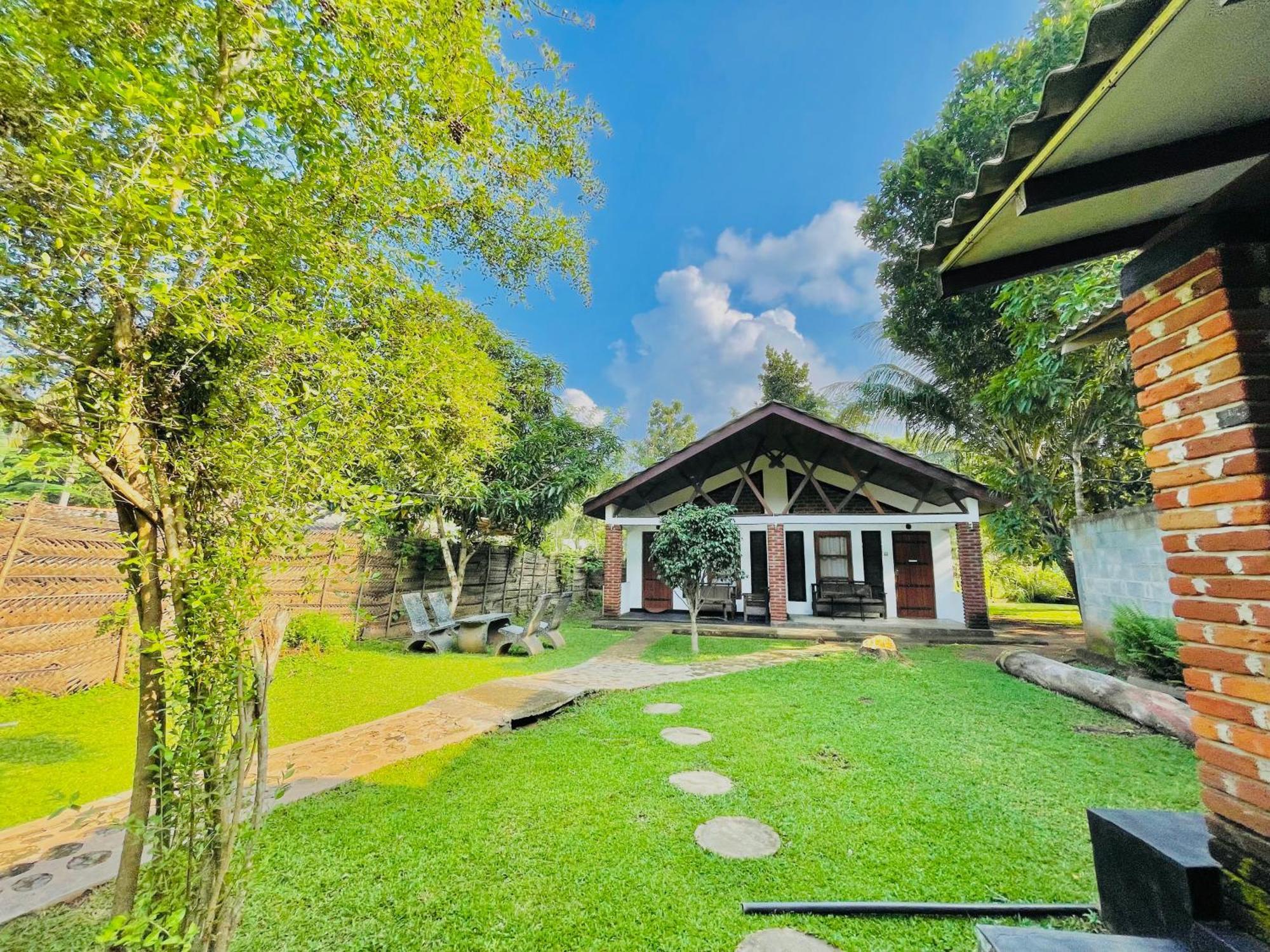 Green Cottage Holambra Exterior foto